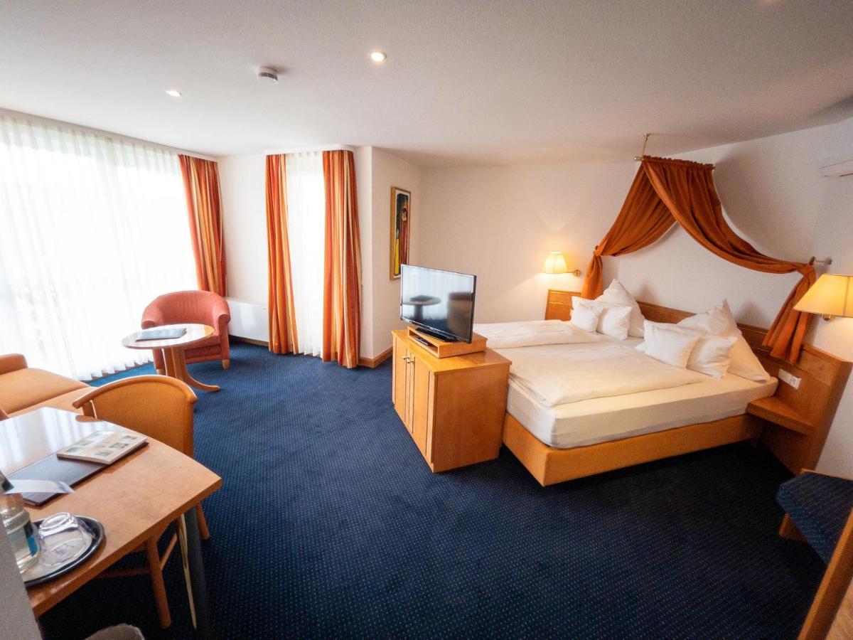 Akzent Hotel Atrium Baden Bad Krozingen Ngoại thất bức ảnh